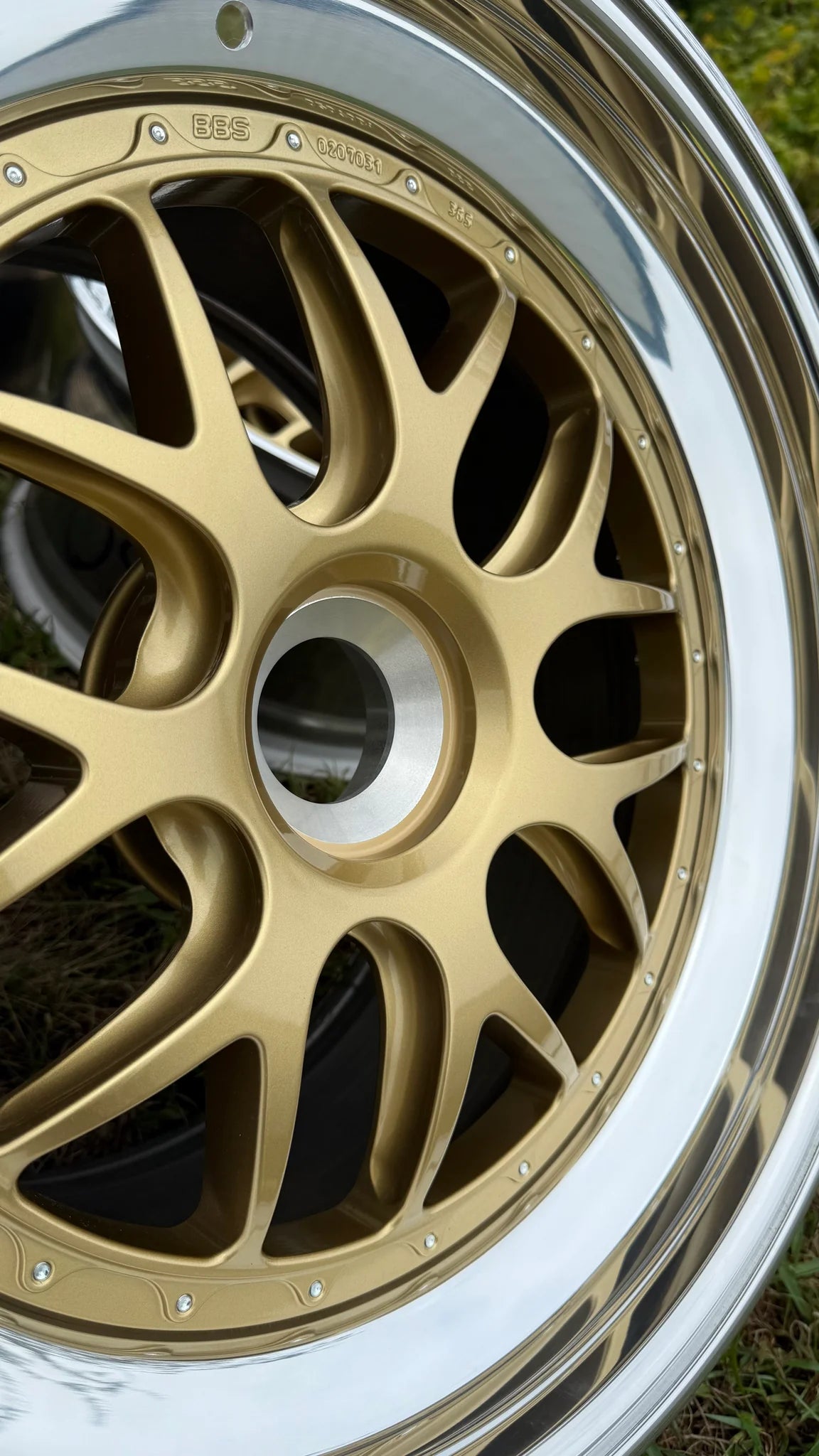 BBS E07 - 19" Staggered - Centerlock