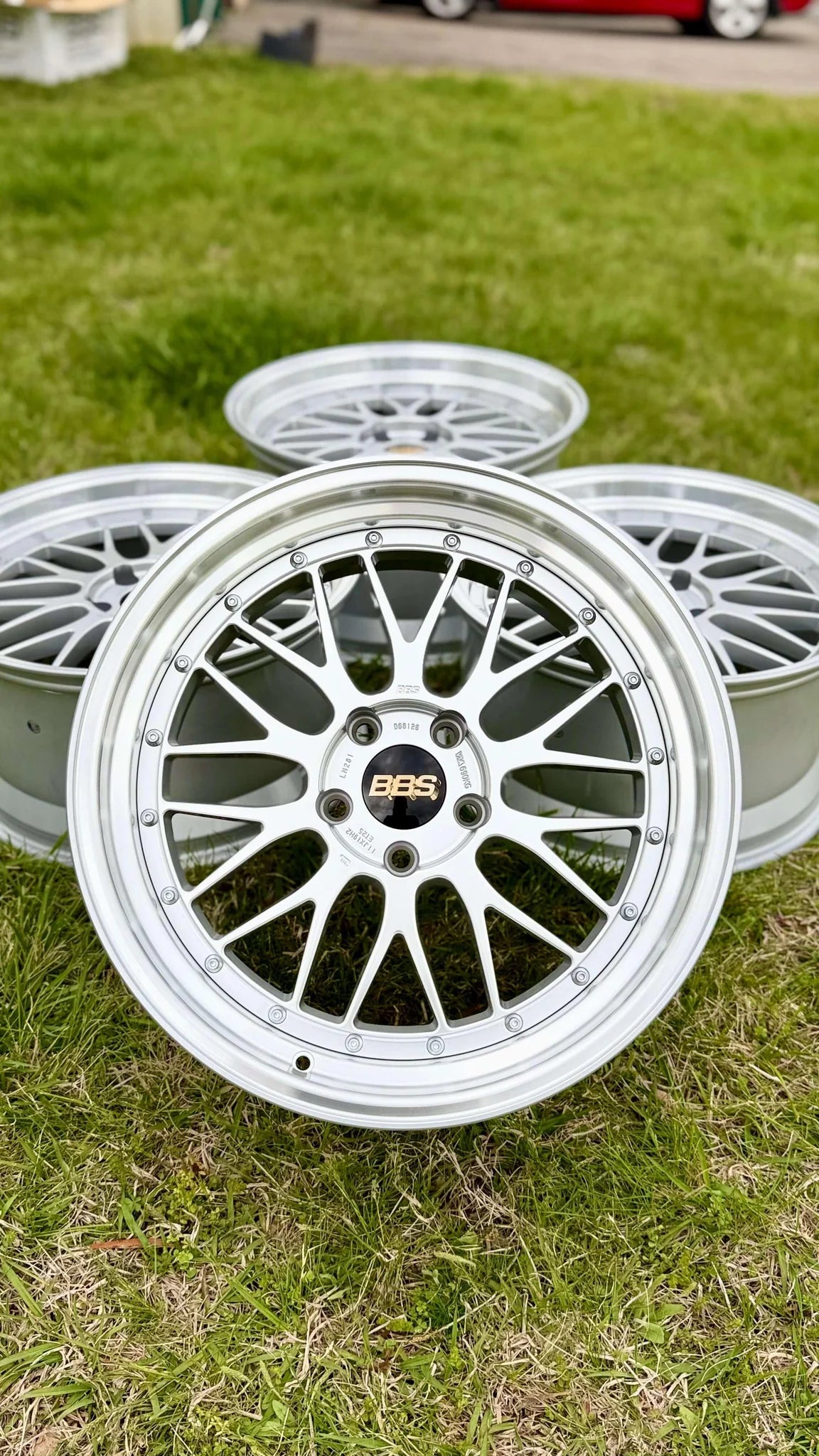 BBS LM272 / LM281 - 19" Staggered - 5x120