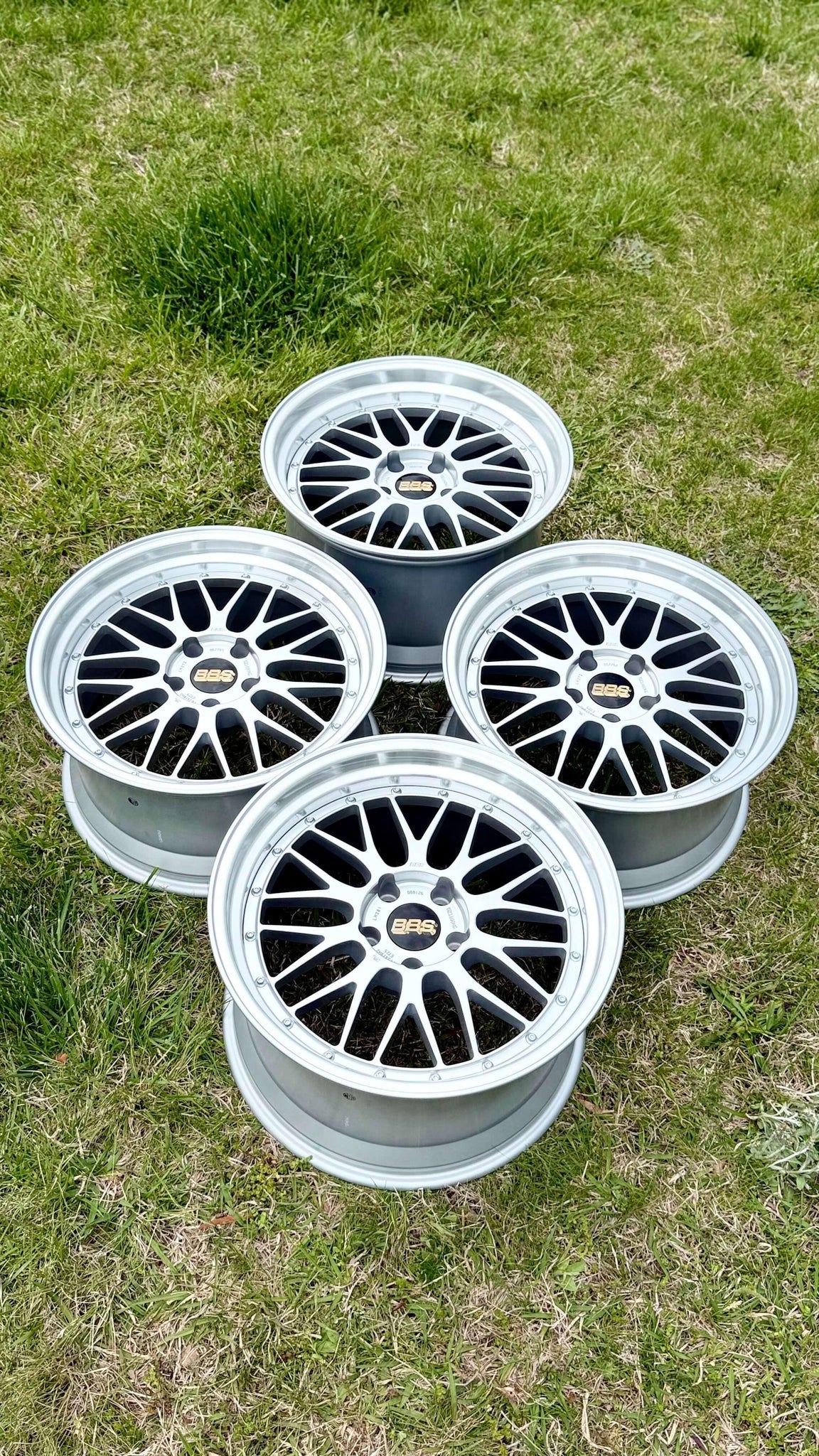 BBS LM272 / LM281 - 19" Staggered - 5x120