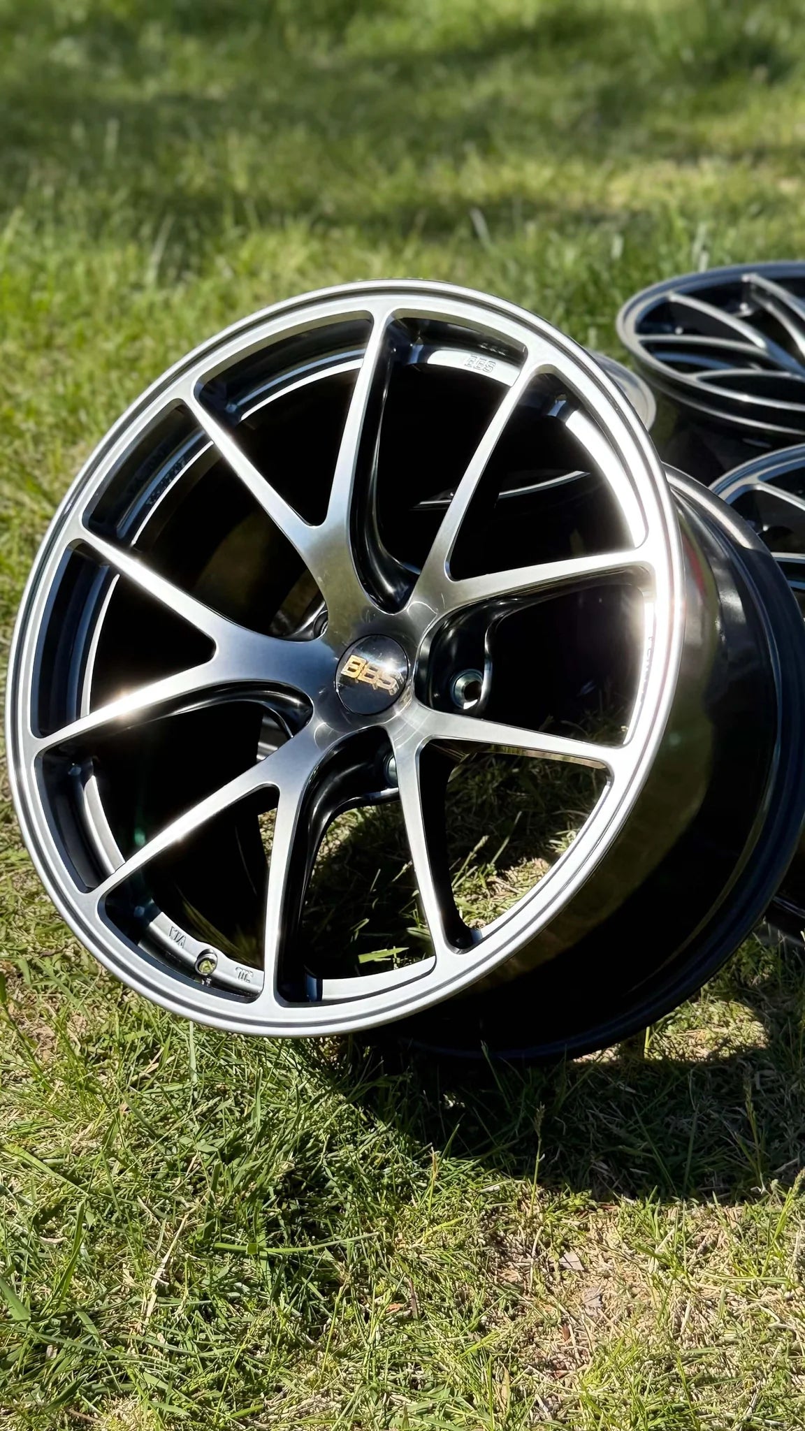 BBS RI-A (RIA045 / RIA046) - 18" Staggered - 5x120