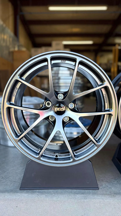 BBS RI-A (RIA045 / RIA046) - 18" Staggered - 5x120