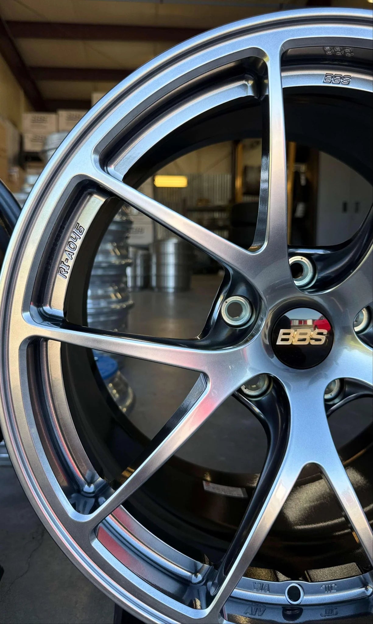 BBS RI-A (RIA045 / RIA046) - 18" Staggered - 5x120