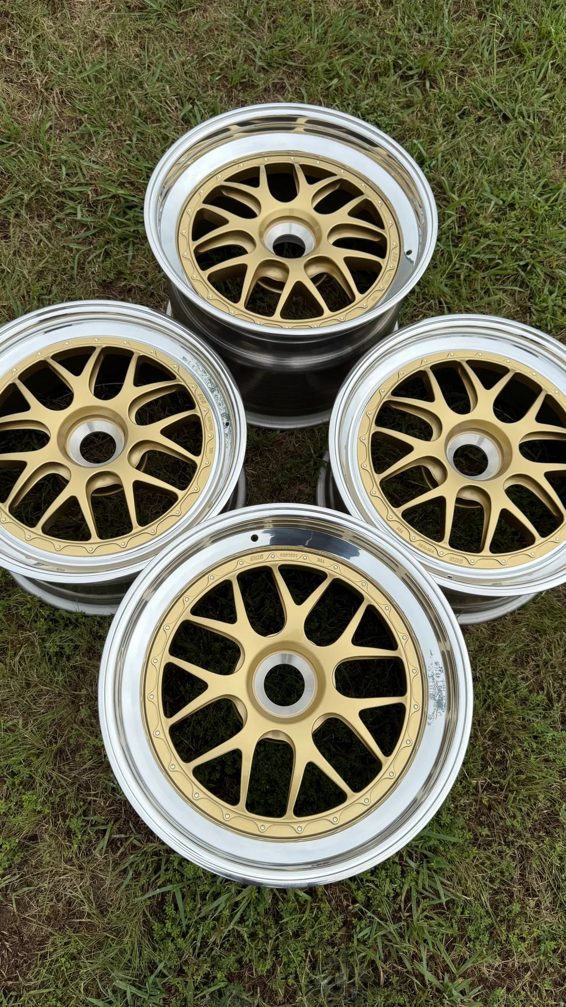 BBS E07 - 19" Staggered - Centerlock