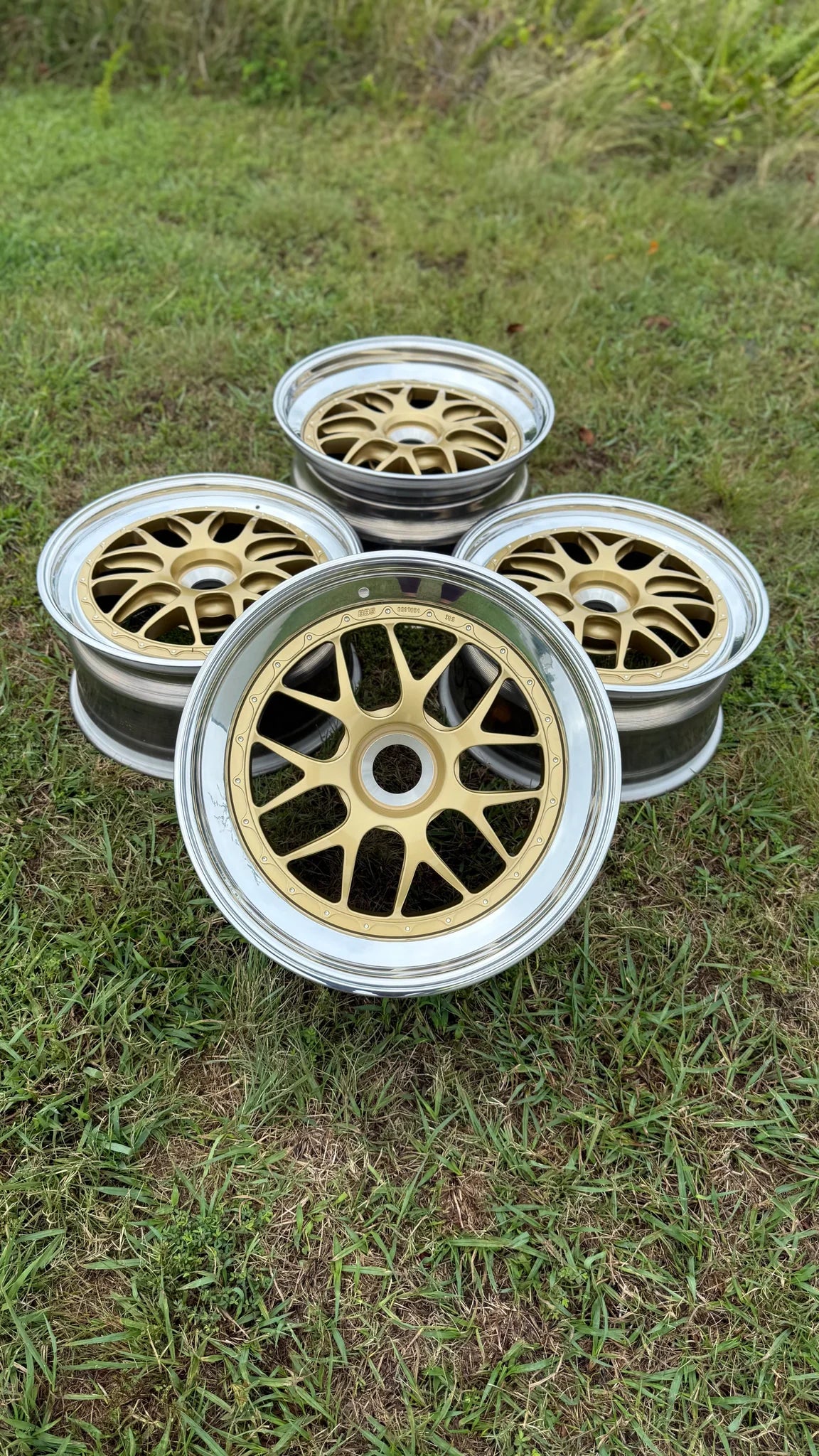BBS E07 - 19" Staggered - Centerlock