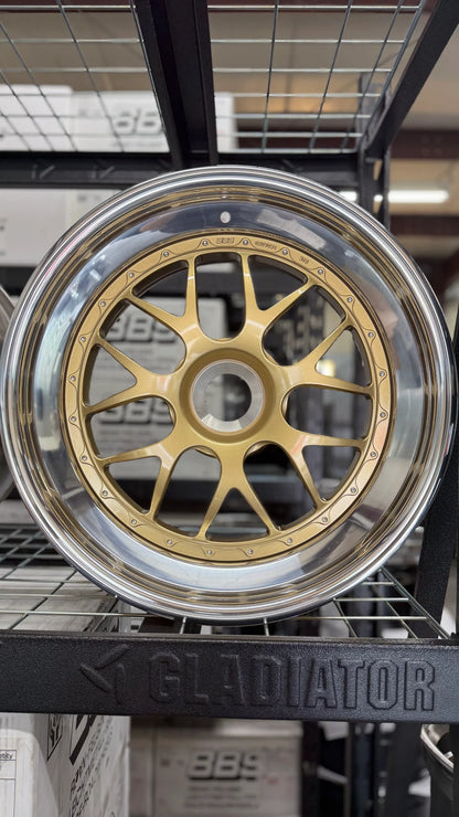 BBS E07 - 19" Staggered - Centerlock