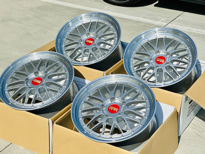 BBS LM 19x8.5 +50, 19x11 +63 5x130 Diamond Silver (SET)