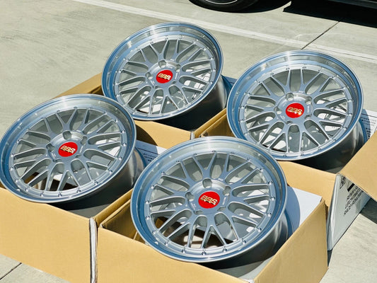 BBS LM 19x8.5 +50, 19x11 +63 5x130 Diamond Silver (SET)
